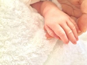 授乳中に必要なカロリーは1日2500kcal 母乳に良い食べ物を調べてみました 産婦人科デビュー Com